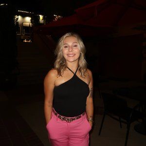 Meet your Posher, Sierra